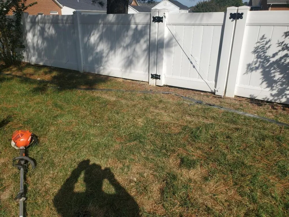 Custom lawn care service for year-round maintenance across Hopewell, VA - Mow Diggs