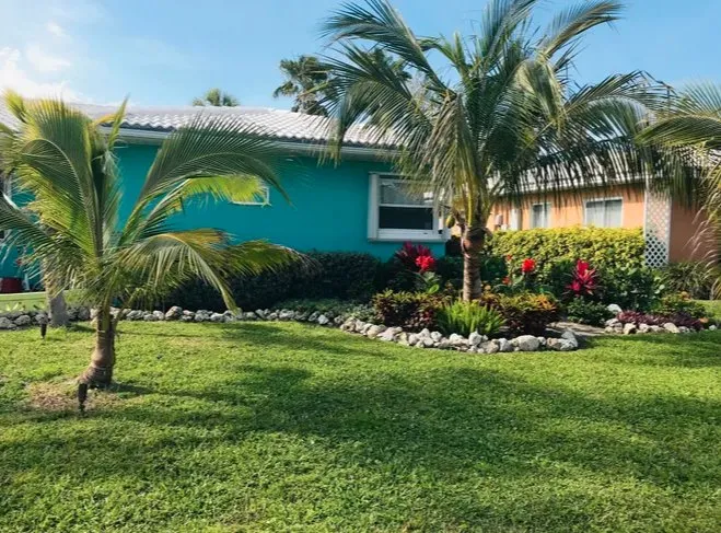 Affordable yard cleanup service with custom design across St. Pete Beach, FL - Mow Green Lawn Care and Landscaping