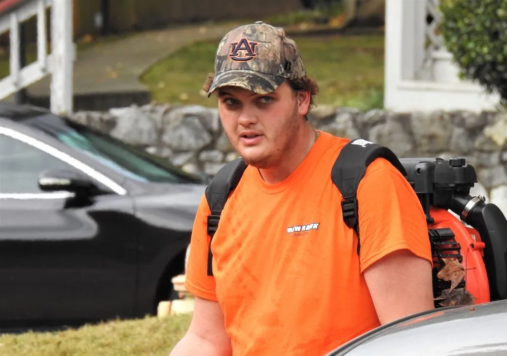 Trusted garden landscaping experts serving Huntsville, AL - Mow Hawk Lawn Care