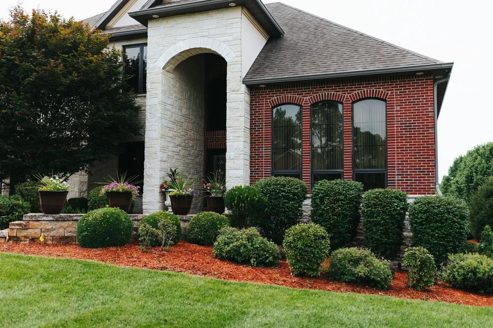 Reliable landscaping services with custom design in Columbia, MO by Mow-It-Alls