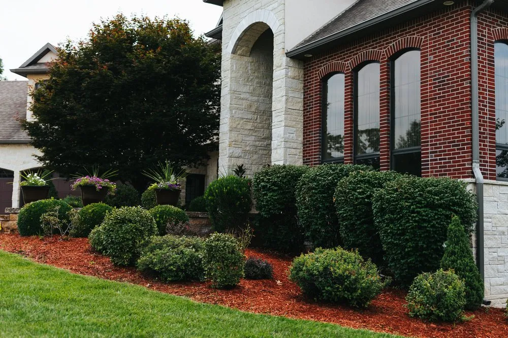 Reliable garden landscaping for residential properties across Columbia, MO - Mow-It-Alls