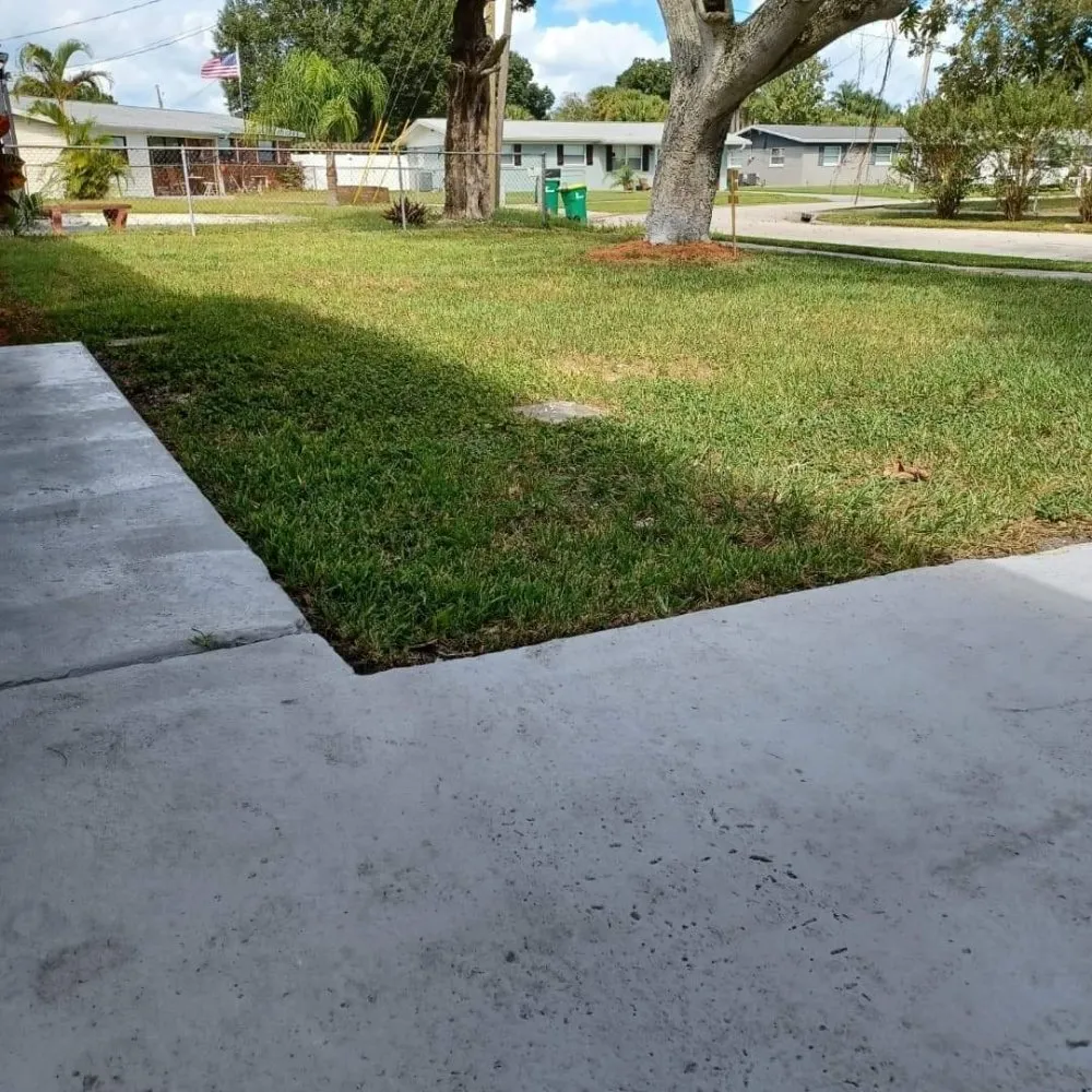 Custom yard cleanup service for beautiful yards across Cocoa, FL - Mow It Brevard