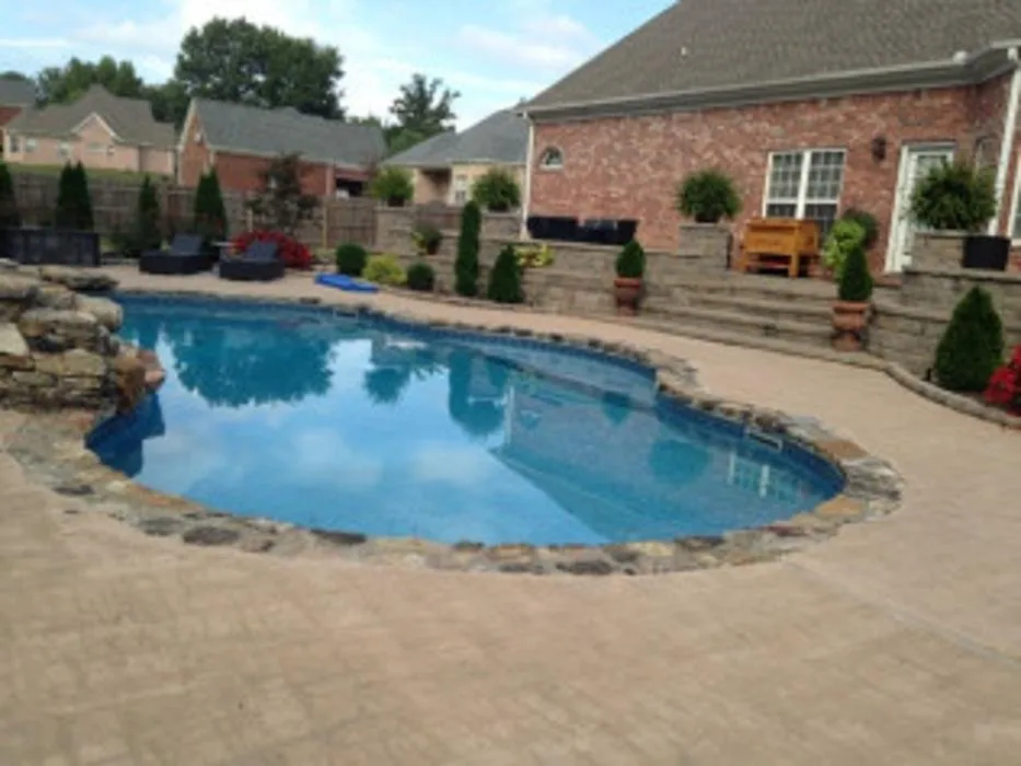 Custom garden landscaping for homes in Olive Branch, MS by Mow It Right