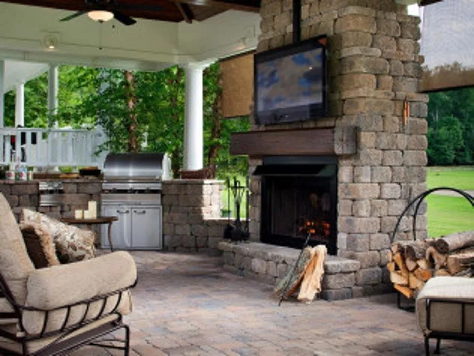 Professional yard maintenance for year-round maintenance across Olive Branch, MS - Mow It Right