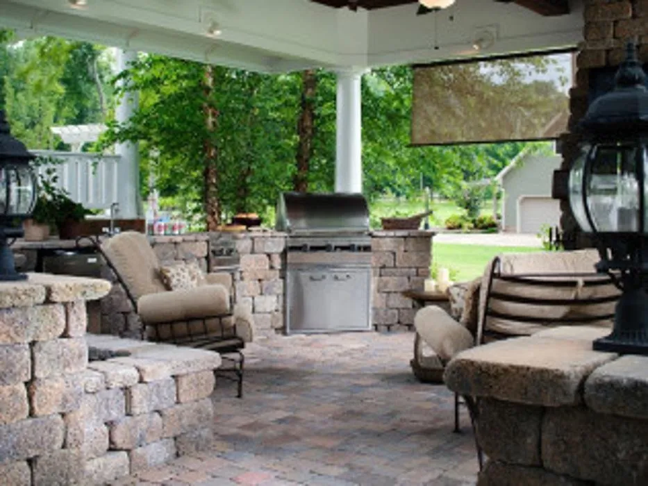 Top-rated yard maintenance experts serving Olive Branch, MS - Mow It Right