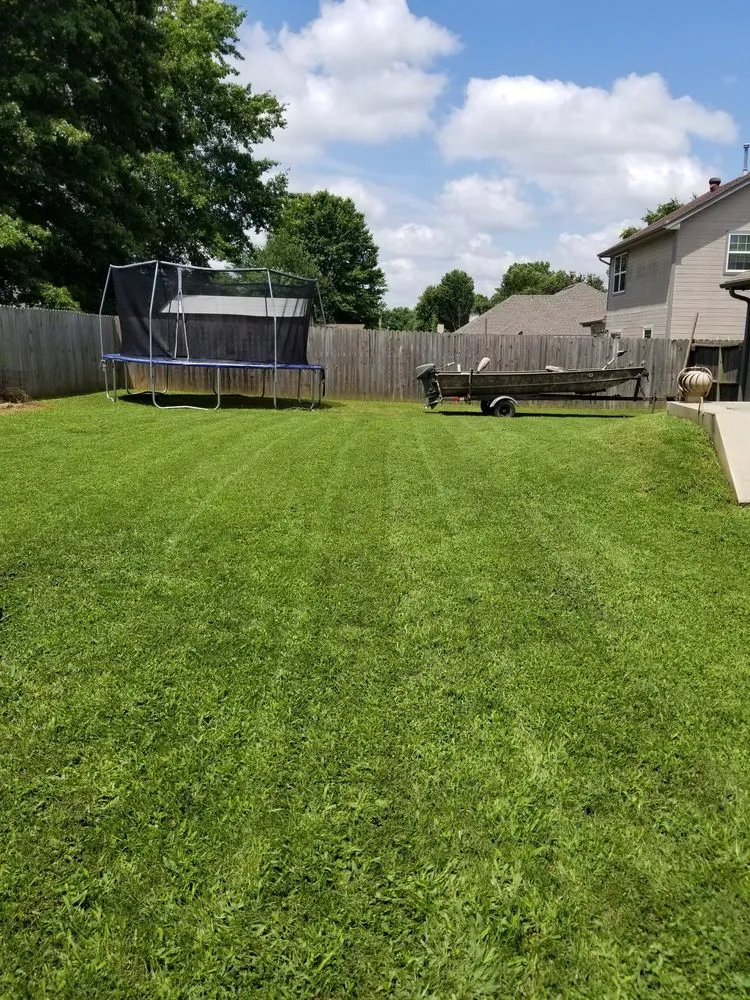 Affordable lawn care service near you across Centerton, AR - Mow Joe Lawn Care