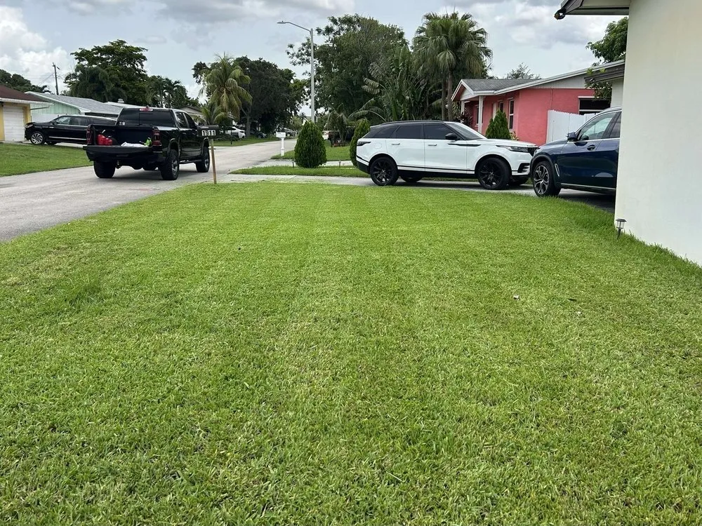 Reliable outdoor landscaping in Pembroke Pines, FL - Mow Joe Lawn Care
