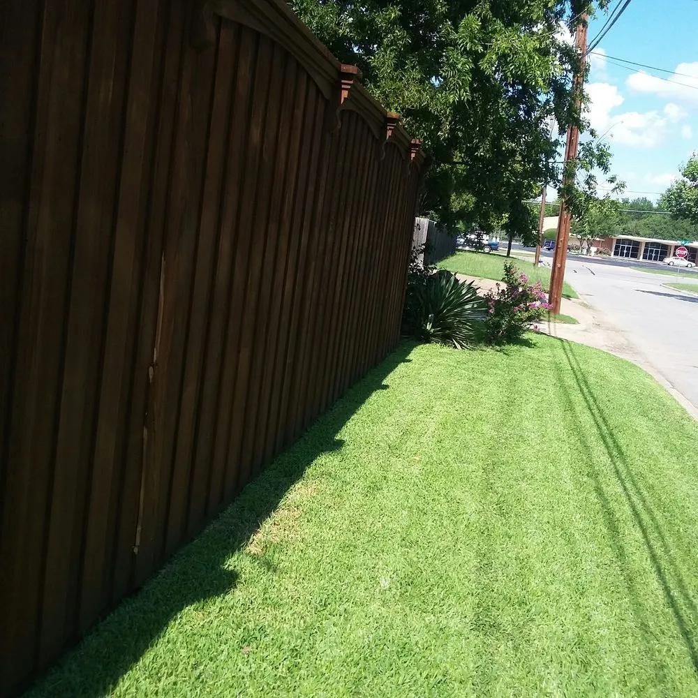 Expert lawn mowing service in Spencer, OK - Mow Managers