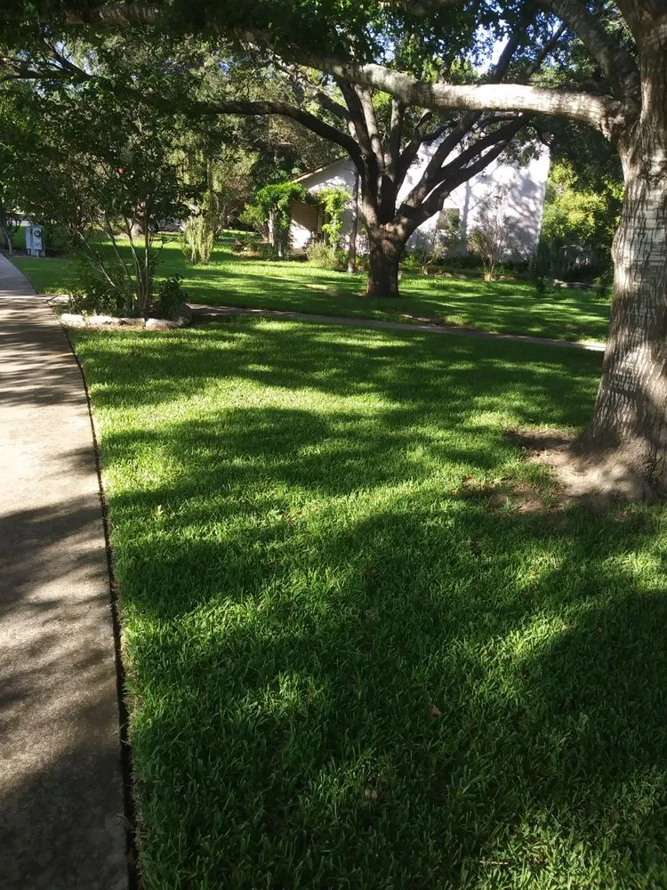 Top-rated residential landscaping with custom design across Spencer, OK - Mow Managers