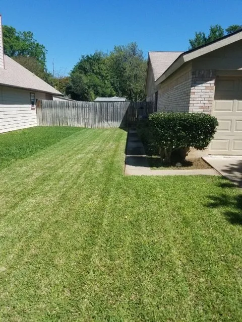 Custom landscape design for year-round maintenance in Tulsa, OK by Mow Managers