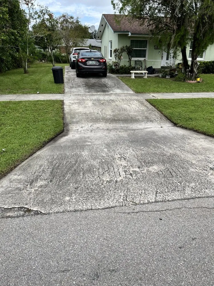 Affordable landscaping services in Immokalee, FL by Mow Masters