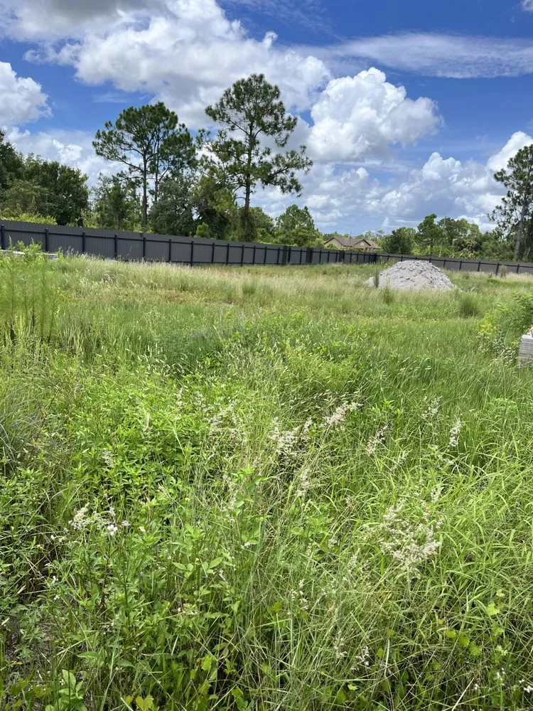 Reliable garden landscaping near you in Immokalee, FL by Mow Masters