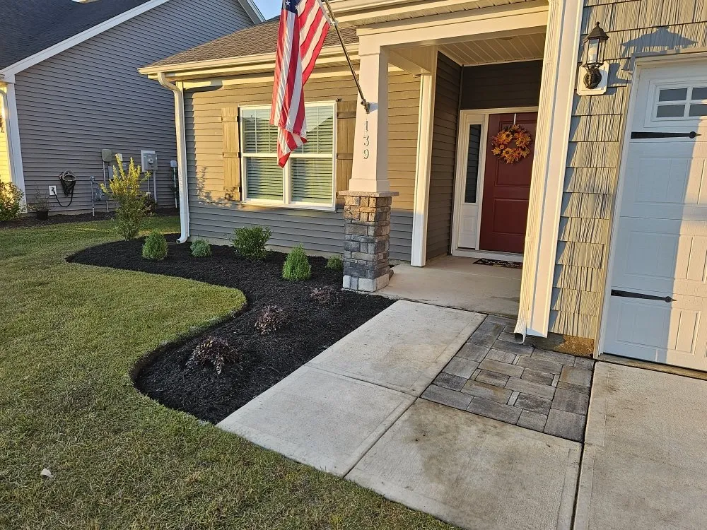 Top-rated yard maintenance for homes across Conway, SC - Mow-Mentum Lawn Care Services