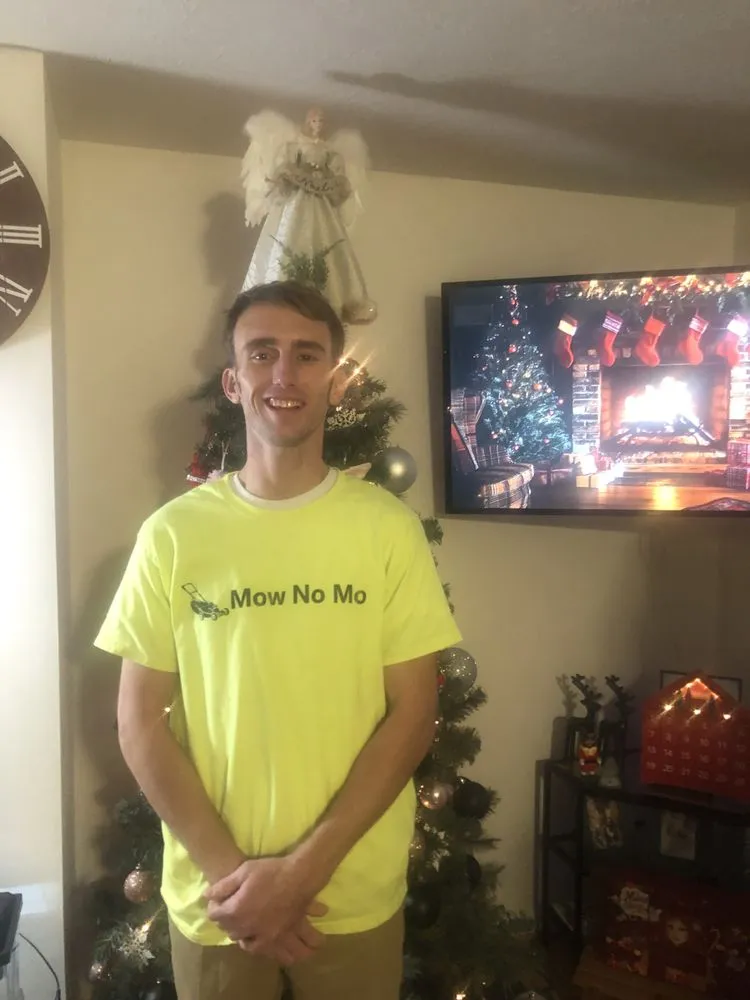 Trusted yard cleanup service for beautiful yards across Ashburn, VA - Mow No Mo