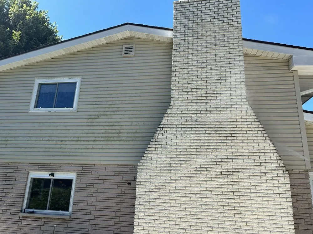 Top-rated lawn mowing service for residential properties in Dayton, OH by Mow Pressure