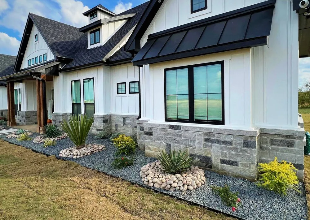 Custom landscape installation experts serving Ennis, TX - Mow Pro's