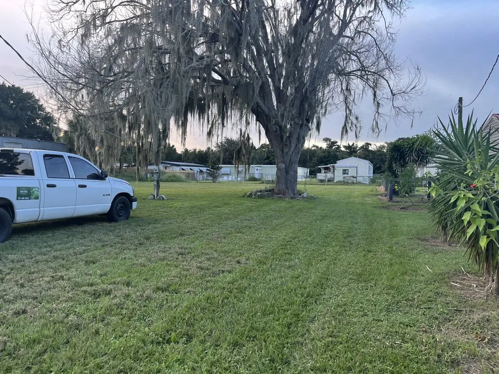 Reliable landscaping services experts serving Okeechobee, FL - Mow Pros Lawn Care