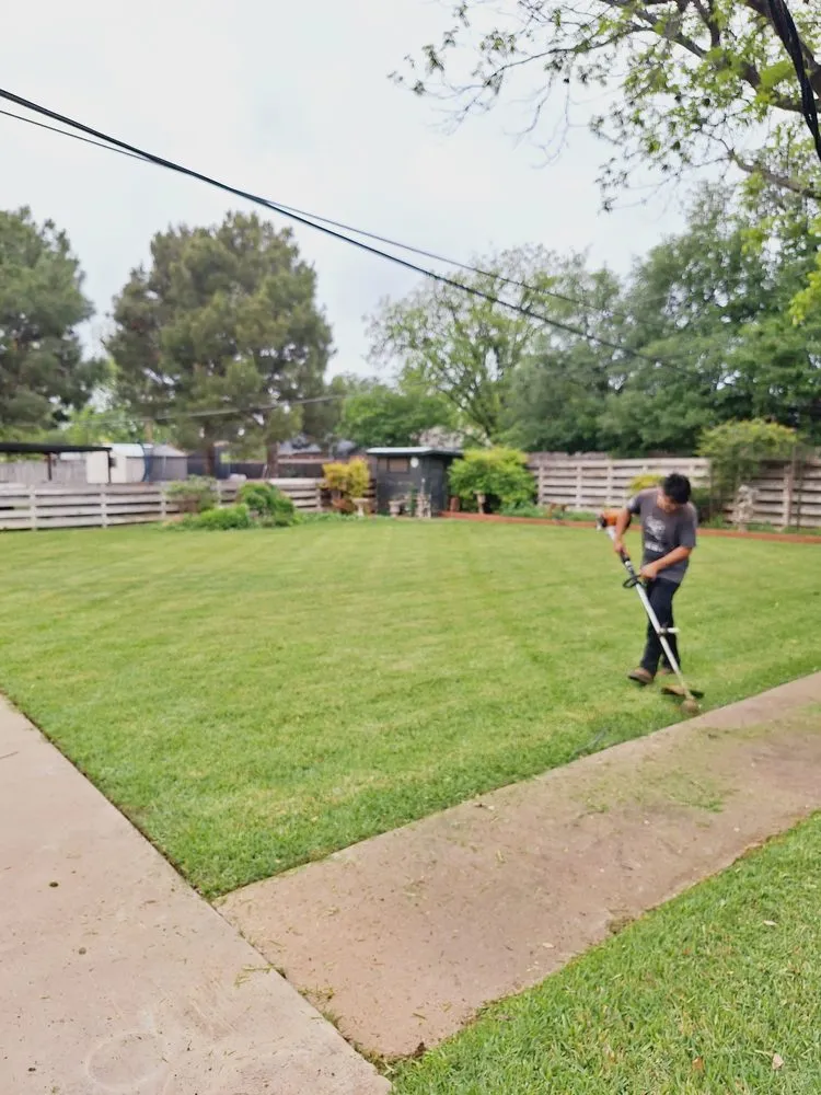 Custom landscape design experts serving Abilene, TX - Mow-tinez Landscaping