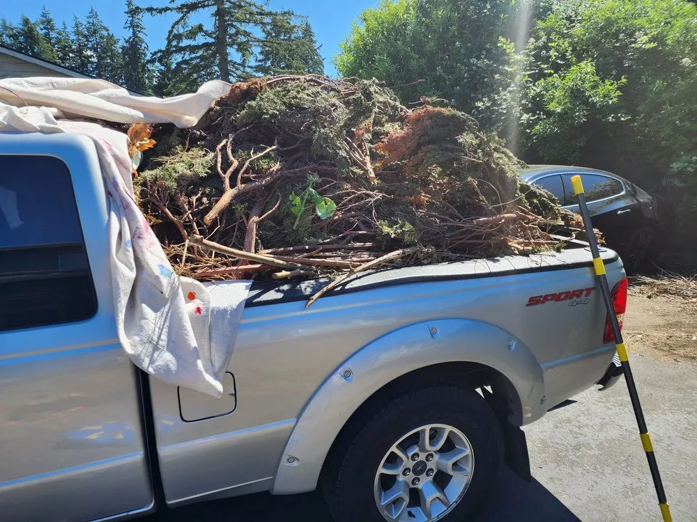 Local landscaping services for homes in Marysville, WA by Mow-tivation Landscapes