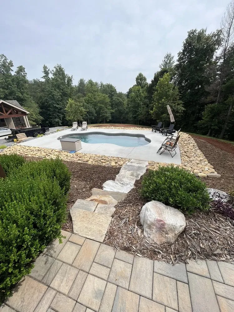 Professional garden landscaping in Morganton, NC - Mow-Town Landscaping