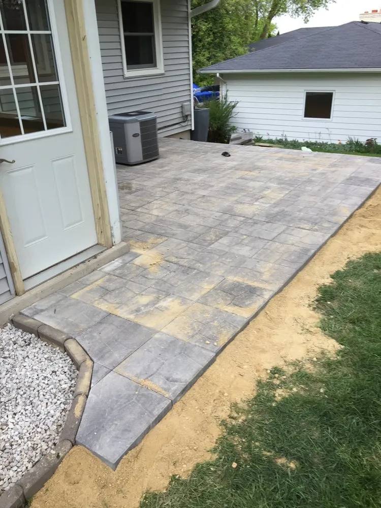 Expert garden landscaping experts serving McFarland, WI - Mow Town Lawn Pros