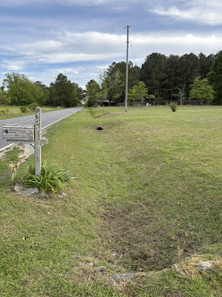 Local lawn care service in Four Oaks, NC - Mow Town Lawn Service