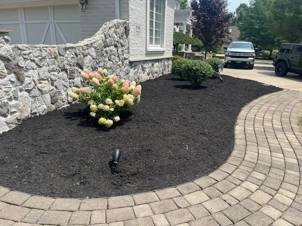 Affordable outdoor landscaping in Sharpsville, PA by Mow Town