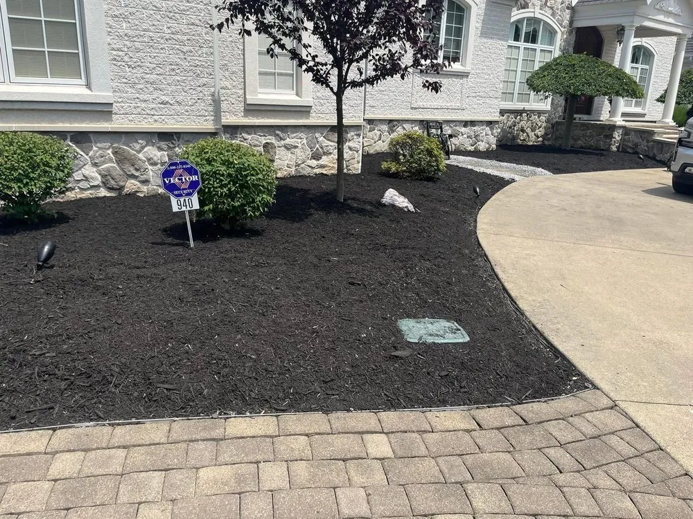 Expert landscape installation in Sharpsville, PA by Mow Town