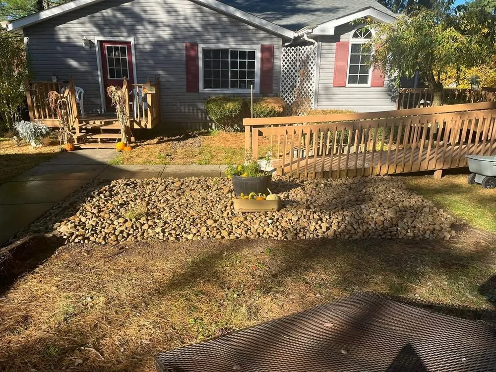 Trusted yard cleanup service experts serving Sharpsville, PA - Mow Town