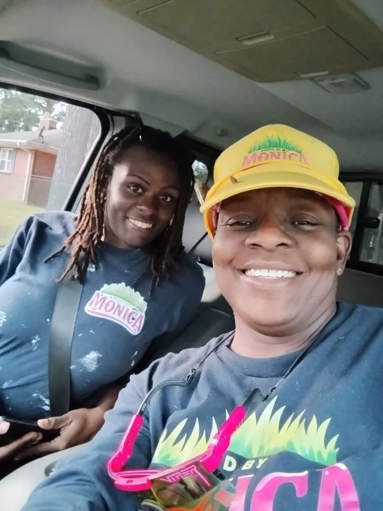 Top-rated lawn care service for homes in Chesapeake, VA by Mow’d By Monica