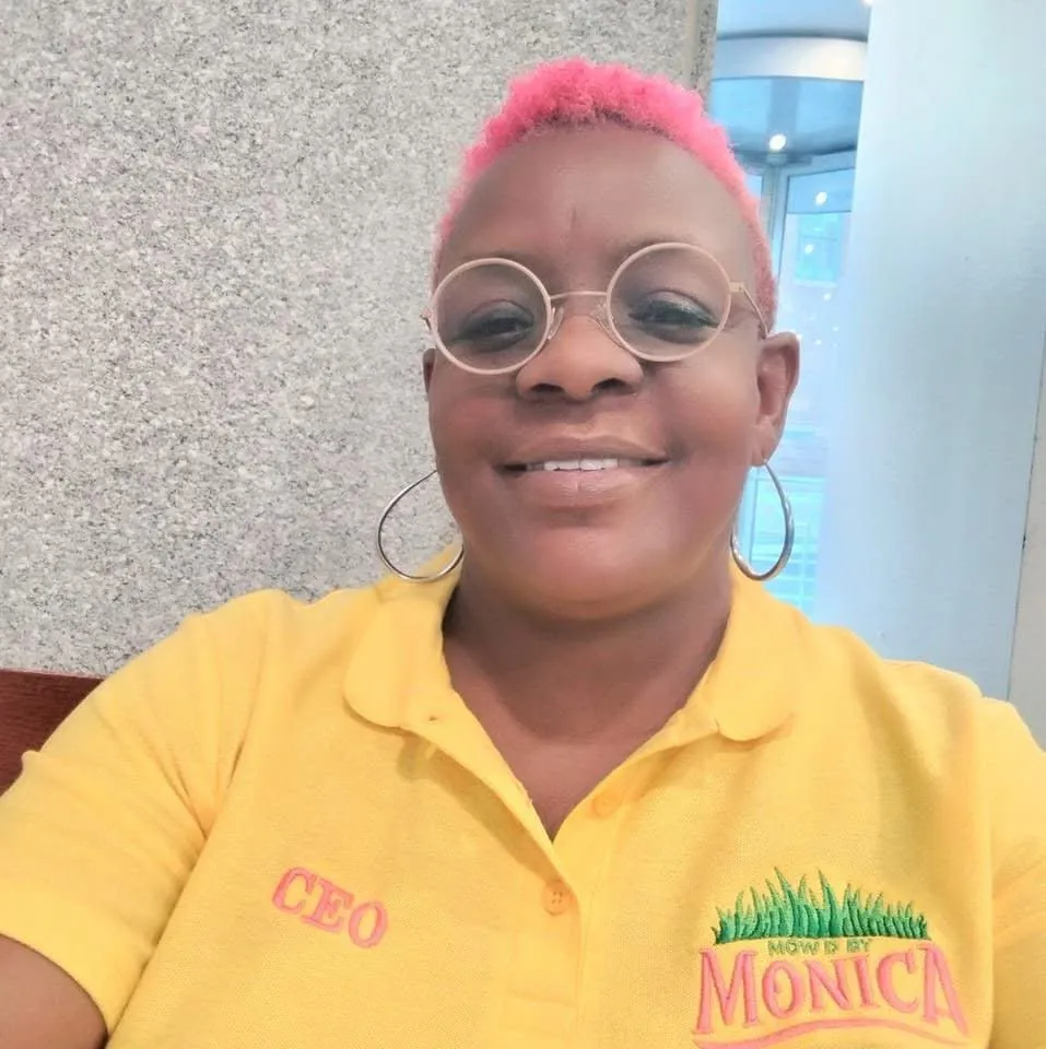 Custom yard cleanup service in Chesapeake, VA - Mow’d By Monica