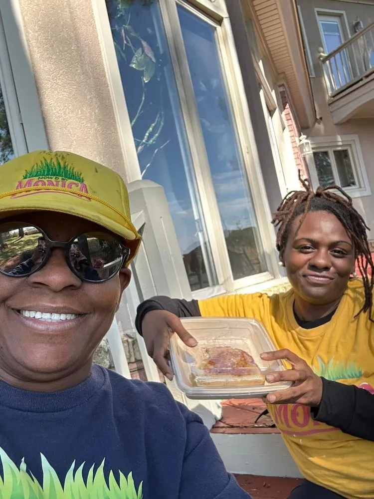 Professional lawn mowing service in Chesapeake, VA - Mow’d By Monica