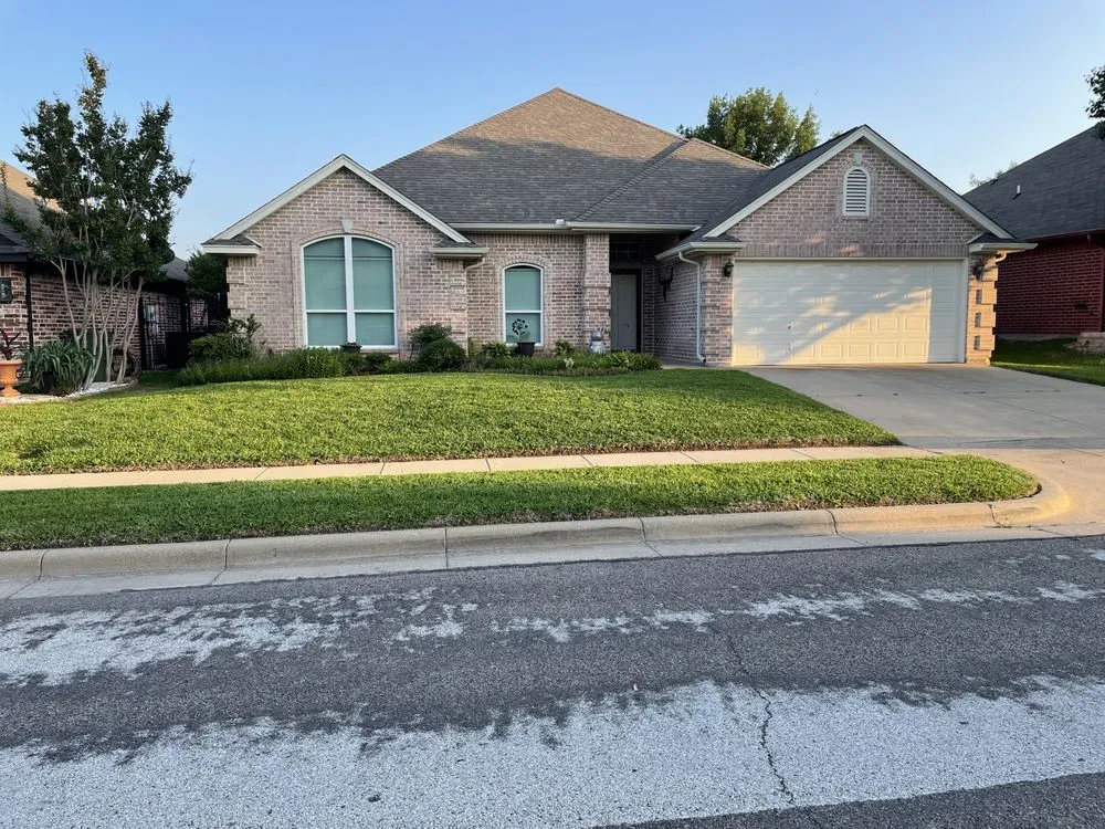 Professional yard maintenance experts serving Arlington, TX - Mower Boys