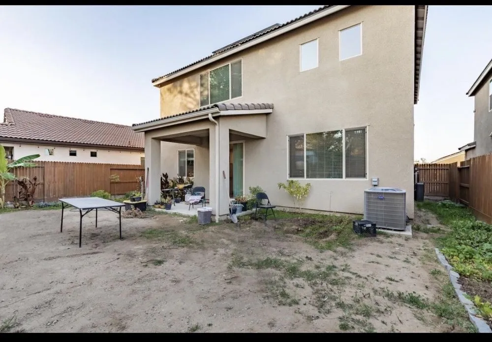 Top-rated landscaping services for beautiful yards in Fresno, CA by Mower King