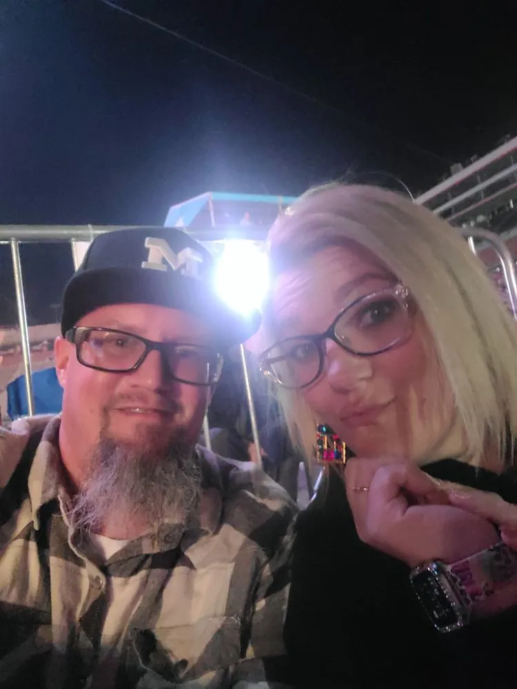 Professional yard cleanup service experts serving Jonesborough, TN - Mower Man