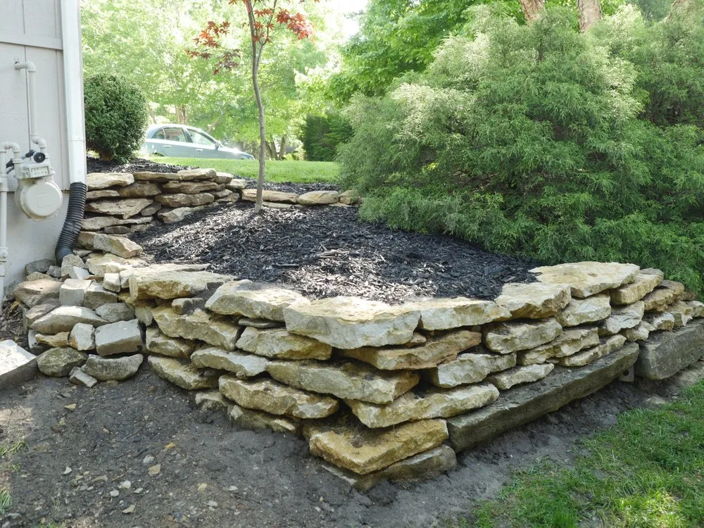 Top-rated garden landscaping experts serving Kansas City, MO - Mowers Ahead Lawn and Landscape