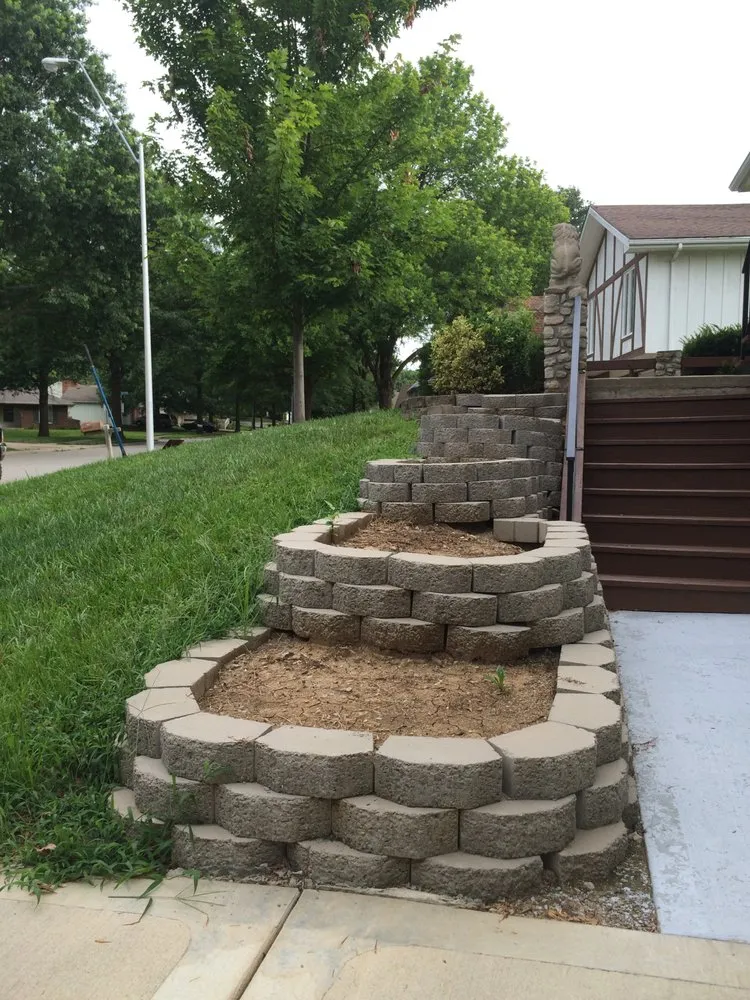 Local landscaping services experts serving Kansas City, MO - Mowers Ahead Lawn and Landscape