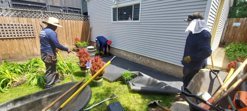 Reliable yard cleanup service in Chicago, IL by Mowers and Rakers