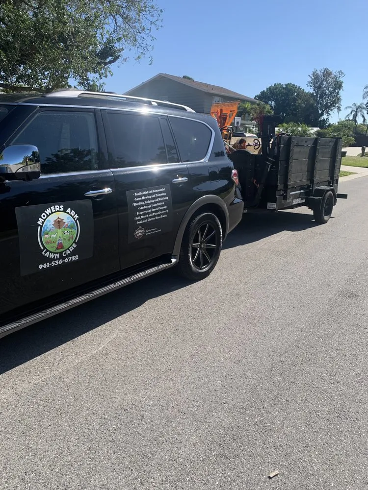 Top-rated garden landscaping in Sarasota, FL by Mowers Ark Lawn Care