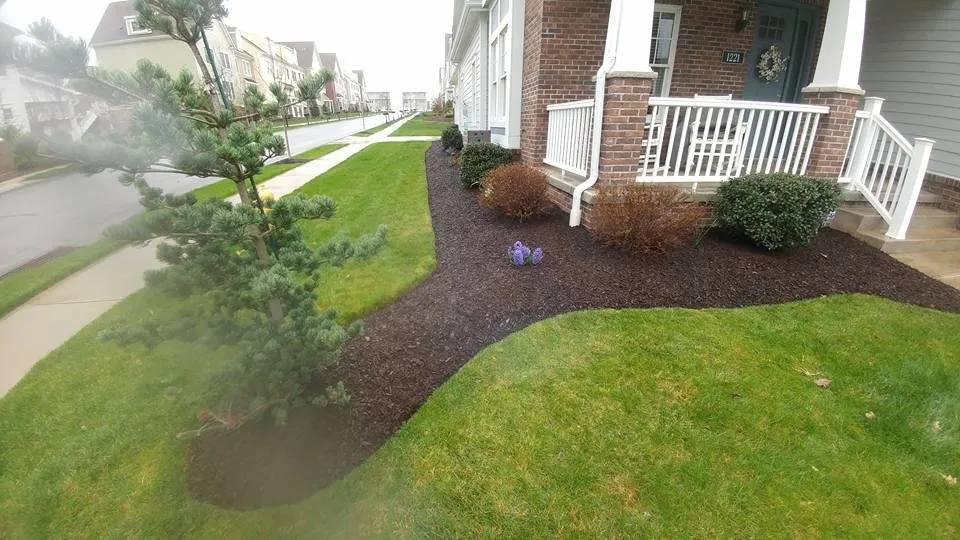 Custom lawn care service in Bridgeville, PA - Mowers in Motion