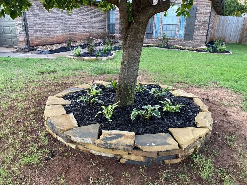 Top-rated landscape installation in Yukon, OK by Mowgistics
