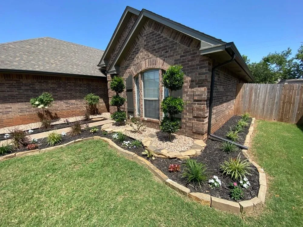 Professional lawn mowing service for year-round maintenance across Yukon, OK - Mowgistics