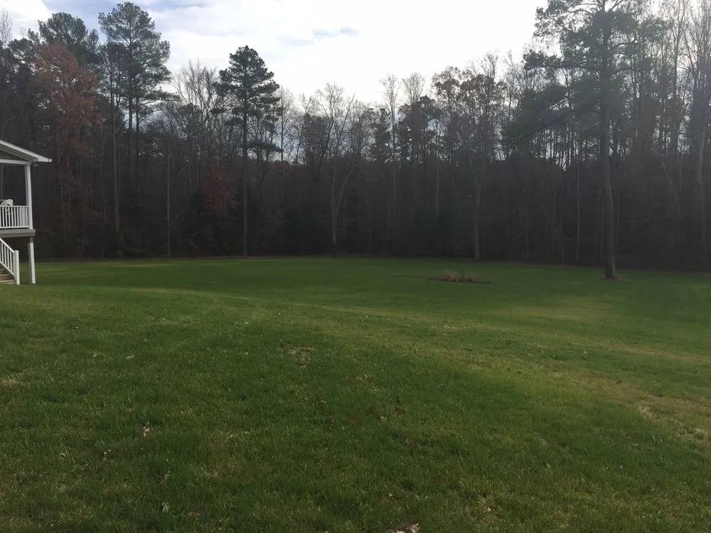 Affordable outdoor landscaping experts serving Richmond, VA - MowHawks