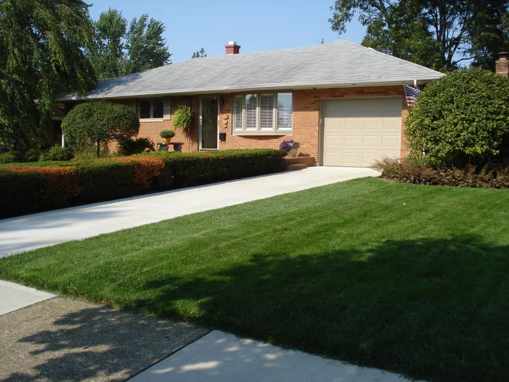 Custom residential landscaping experts serving Westerville, OH - Mowing & More