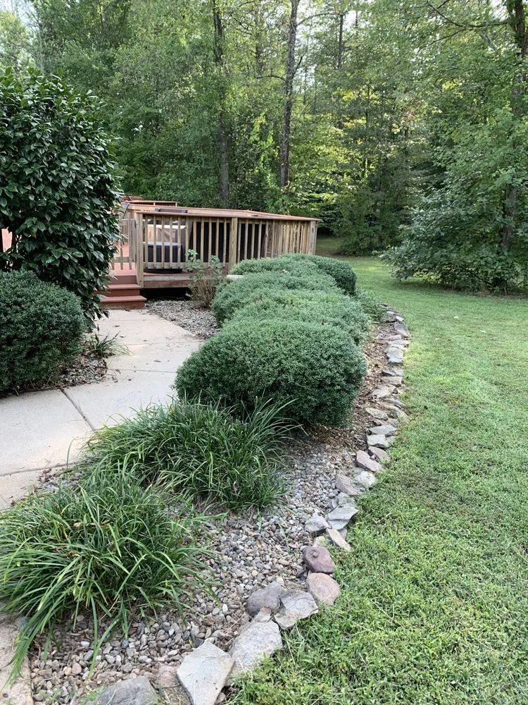 Affordable landscaping services in Nokesville, VA - Mowing Matters