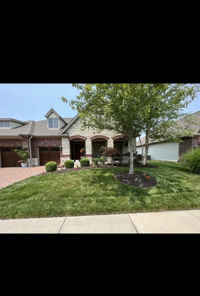 Expert outdoor landscaping experts serving Saint Louis, MO - Mowing Miles