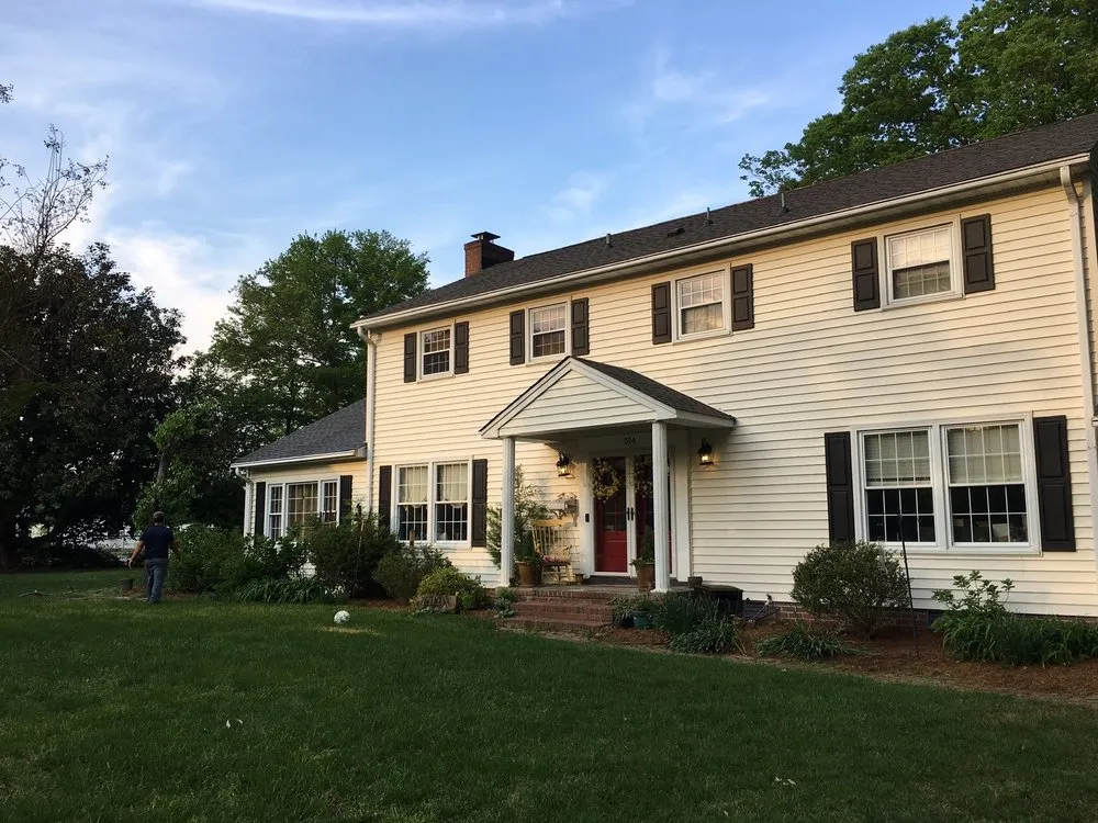 Reliable lawn mowing service in Hampton, VA - Mowing Ministry