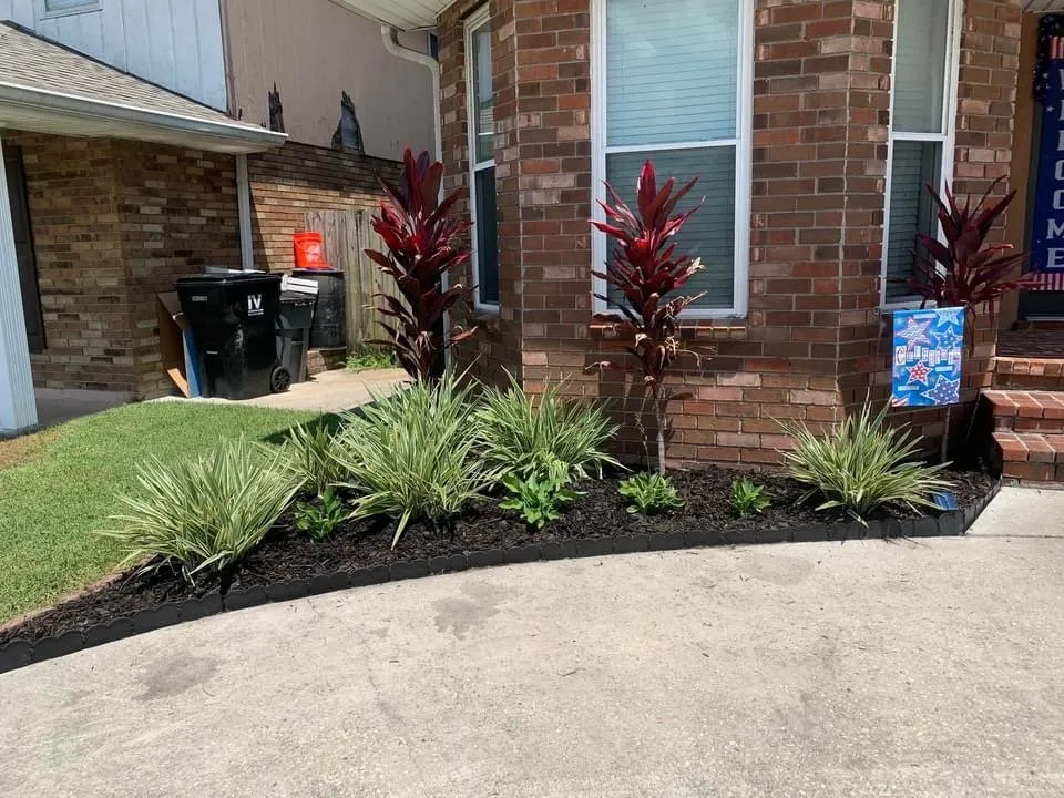 Reliable garden landscaping in Slidell, LA by Mowjeaux Lawn & Garden