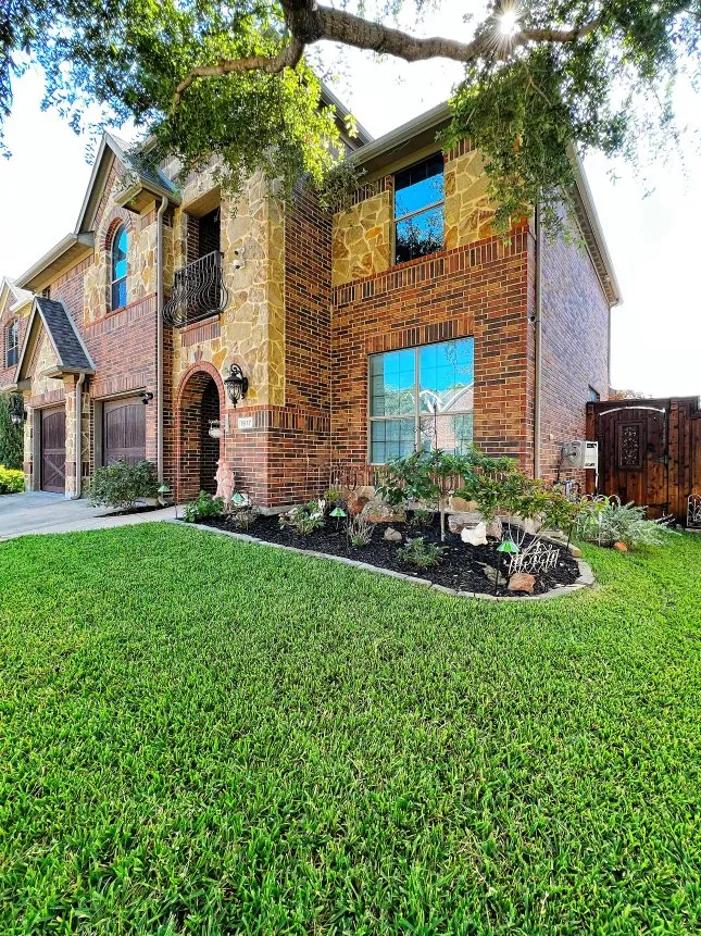 Trusted landscape installation for residential properties in Fort Worth, TX by MowJo Lawn Care