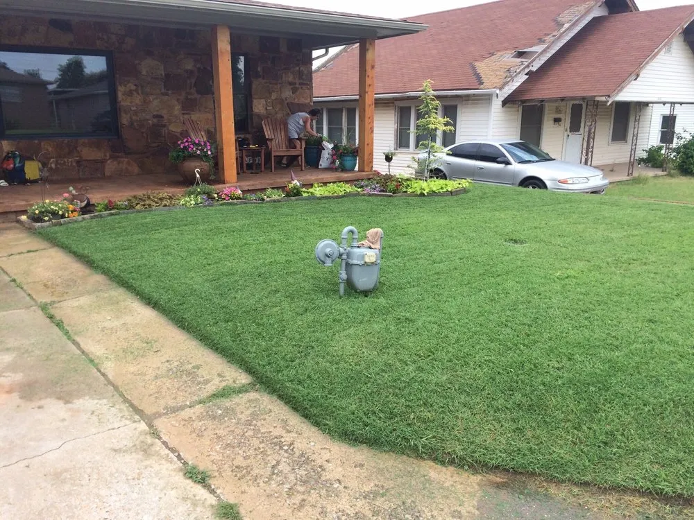 Trusted lawn care service in El Reno, OK by Mowmows Mowing